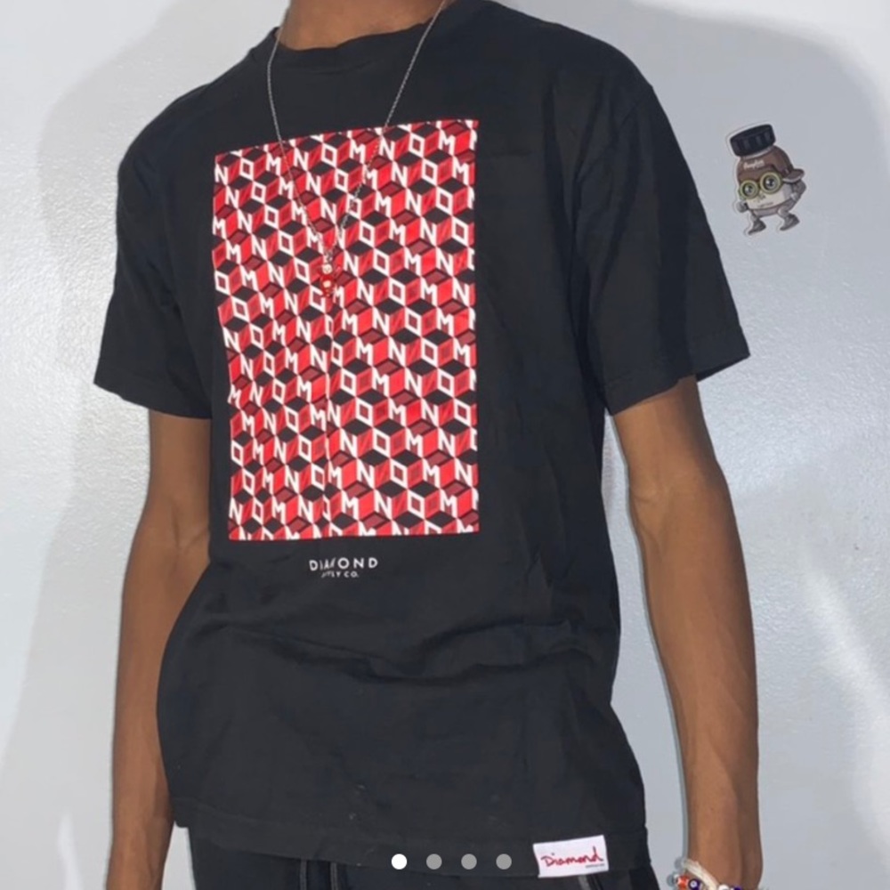 Diamond tee